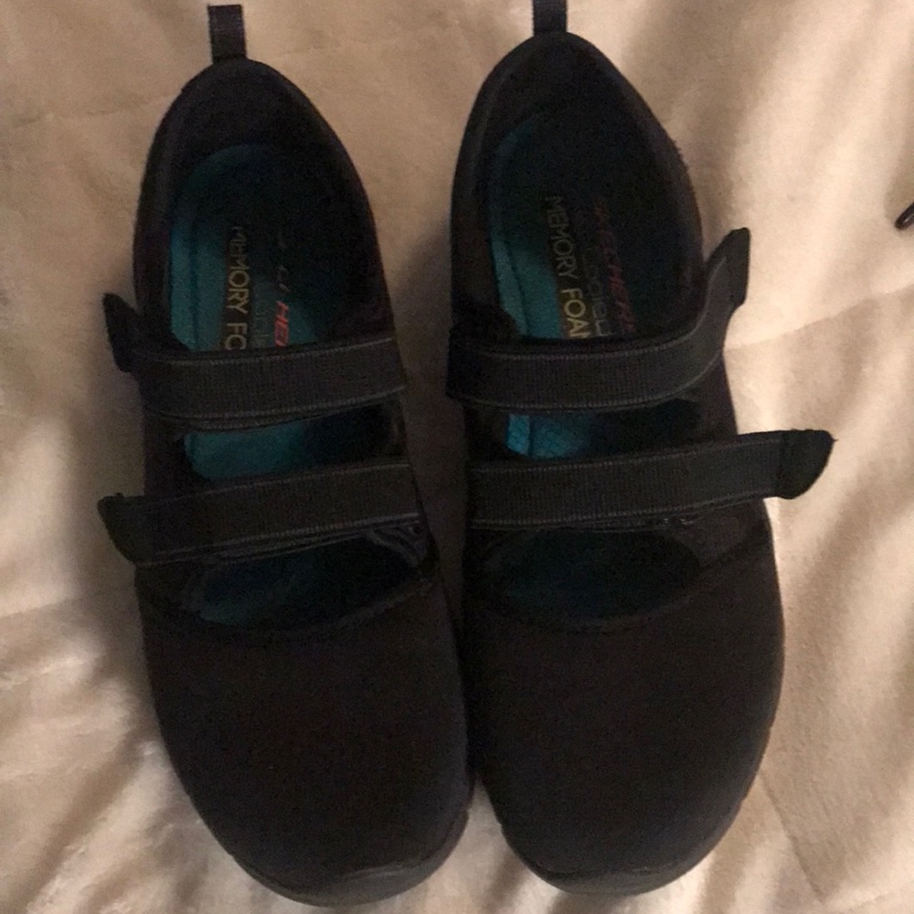 Skechers shoes